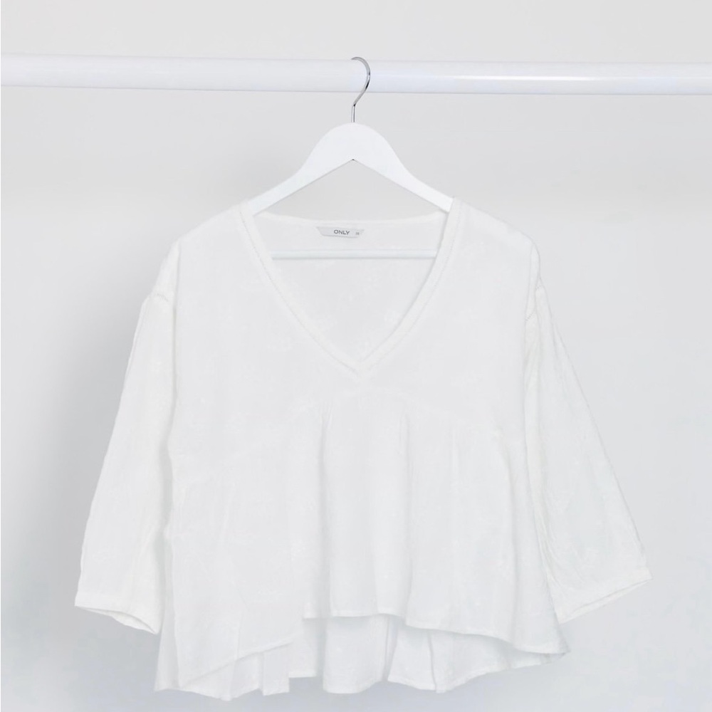 ASOS Women’s Only Smock Blouse With V-Neck in White Size EU 34